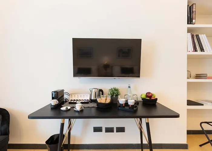 Foresteria Di Piazza Cavour - Luxury Suites & Guest House